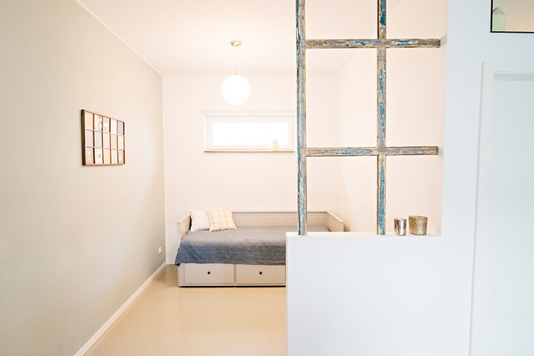 ElbQuartier Apartments Magdeburg ALFRED Erdgeschoss Wohnbereich mit Aufbettung