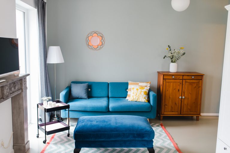 ElbQuartier_Magdeburg_Ferienhaus_Nummervier_Sofaecke